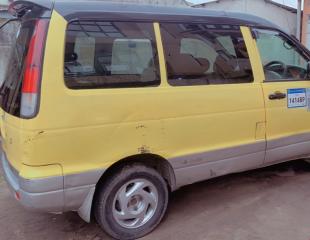 Nous mettons en vente cette Toyota Noah Ancien Modèle. Moteur impeccable. PRIX DE VENTE : 7.000$ À DISCUTER. NOUS SOMMES À VOUS, À VOUS LA PAROLE !!!